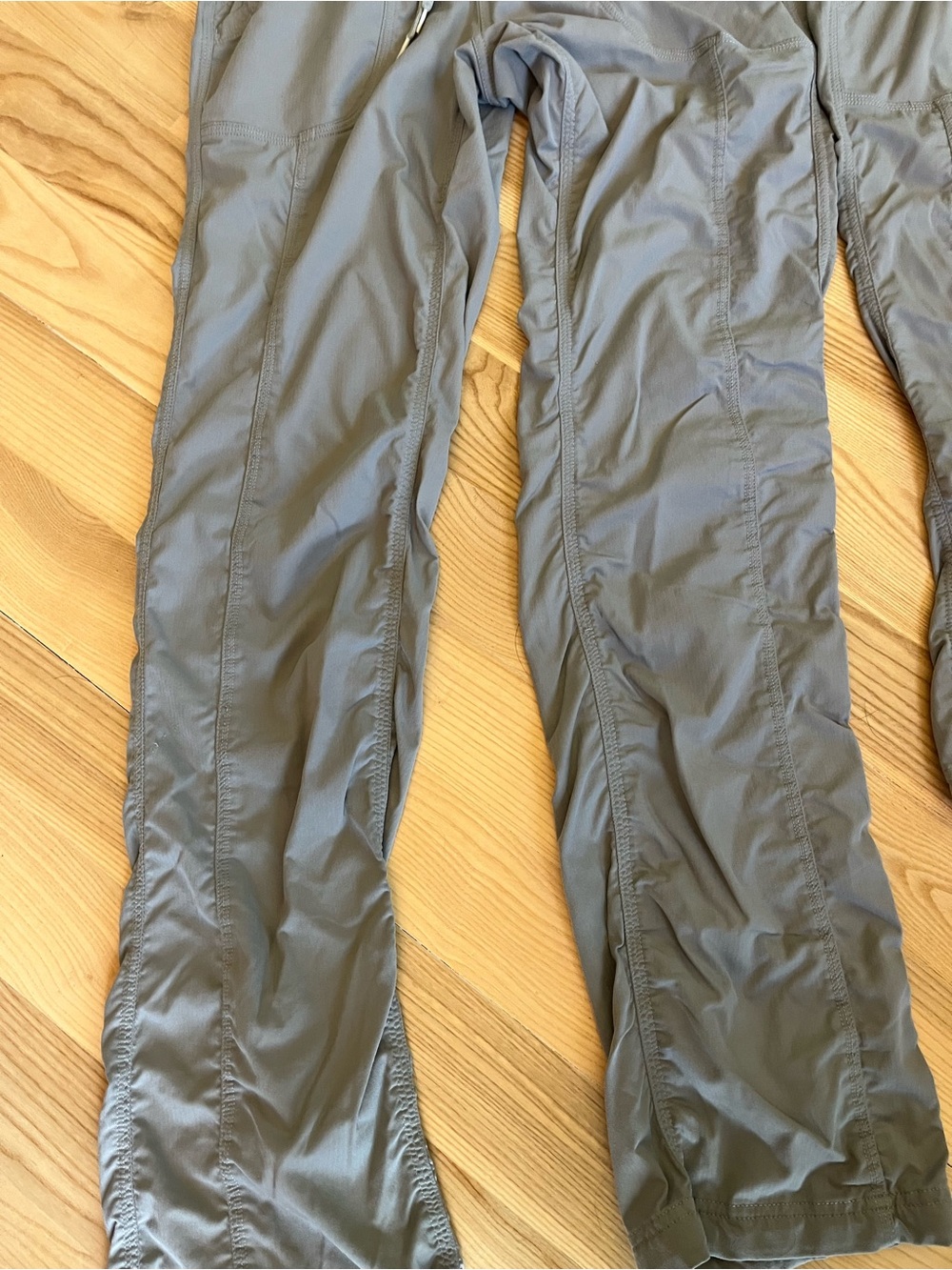 The North Face Aphrodite 2.0 Gray Pants and Capris - Picture 7 of 10